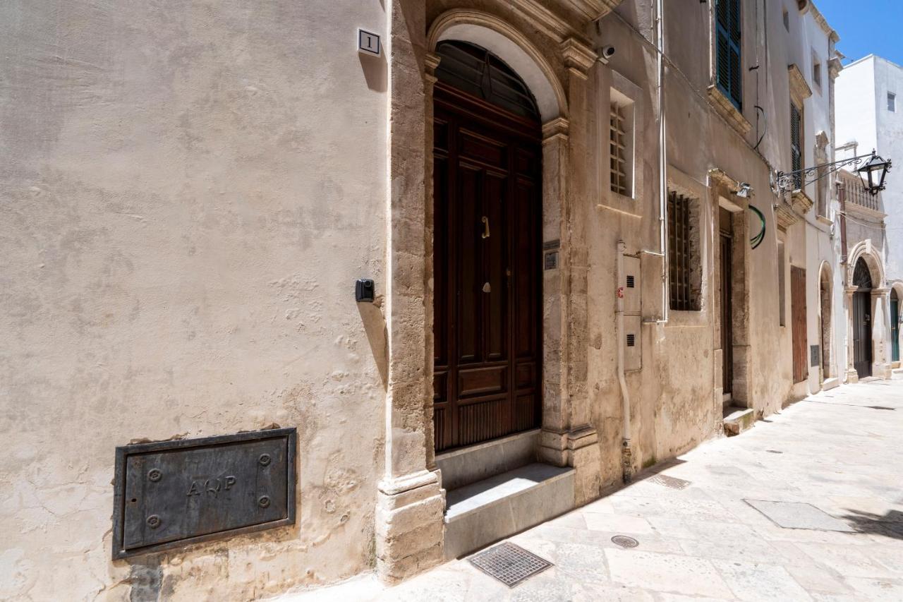Vico II Terrace Apartment A Step From Piazza Roma Martina Franca Exterior foto